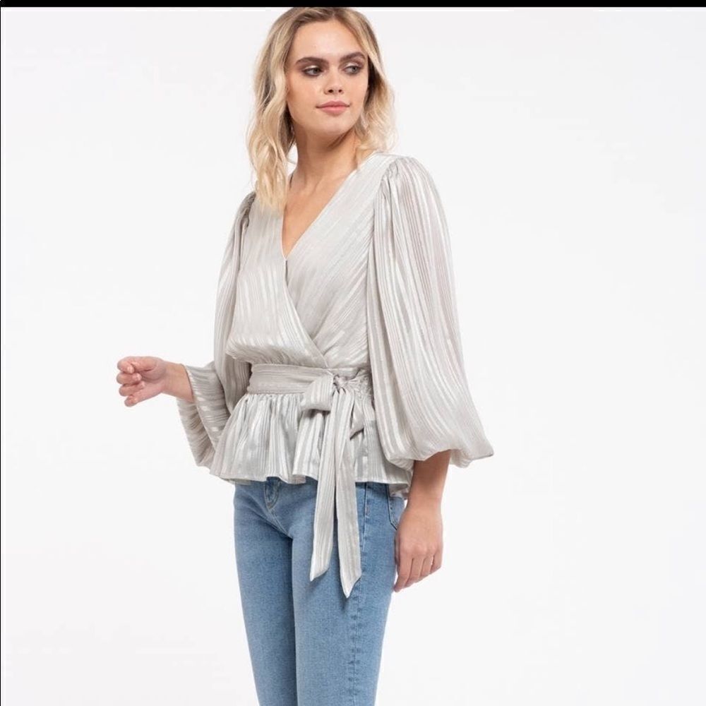 NWT mine sage green lurex stripe blouse - Picture 6 of 7